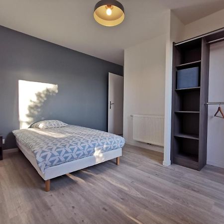 Villa 5 Chambres - 3 Salles De Bain Etampes-sur-Marne Esterno foto