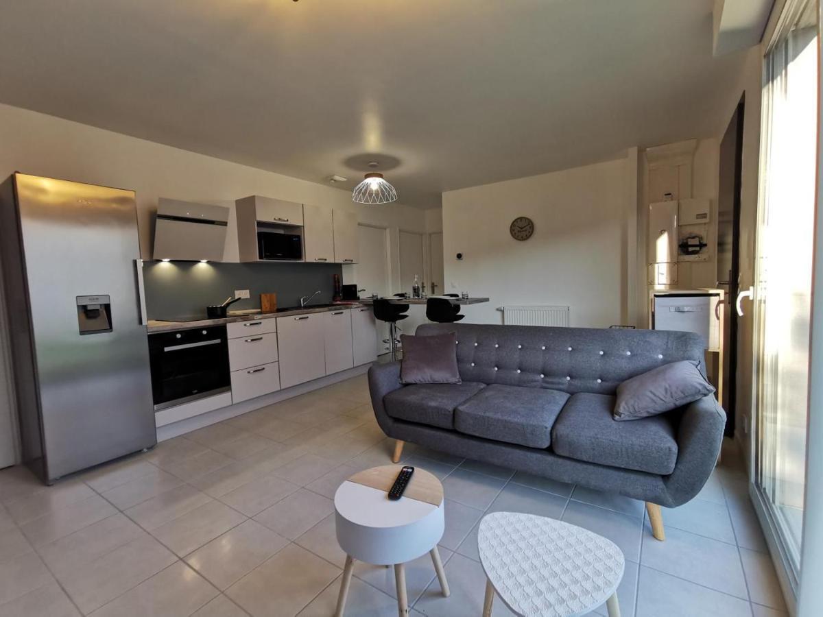 Villa 5 Chambres - 3 Salles De Bain Etampes-sur-Marne Esterno foto